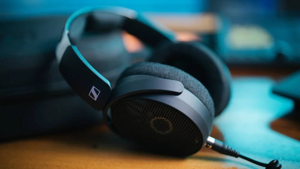Sennheiser HD 490 PRO open-back studio headphones used for mixing and mastering professional hip hop beats